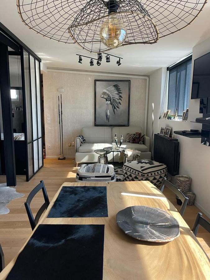 Appartement Vue Tour Eiffel Paris 16 Eme Exterior photo